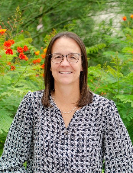 ELLEN M. RATHJE (USA)